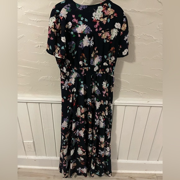 Flowy maxi dress - Picture 7 of 10